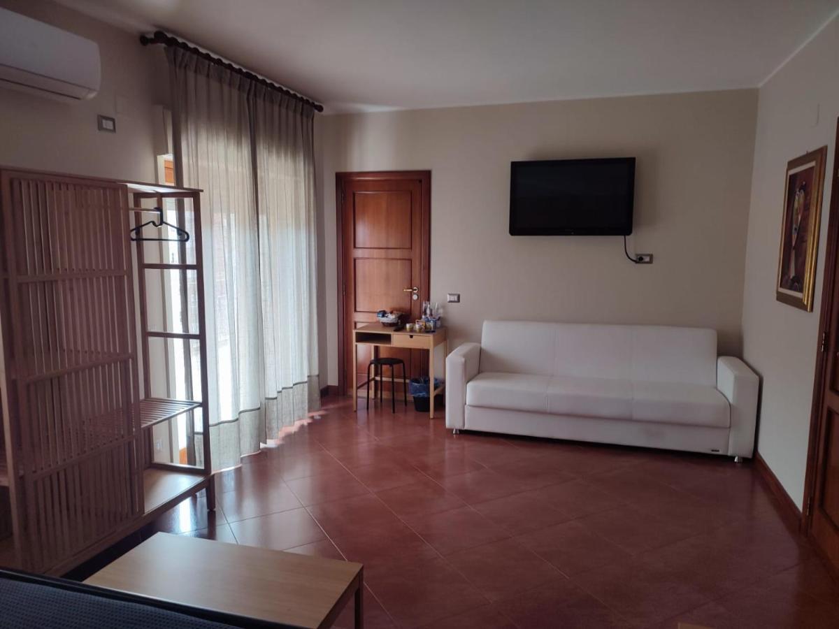 B&B Casabuddace Messina Exteriér fotografie